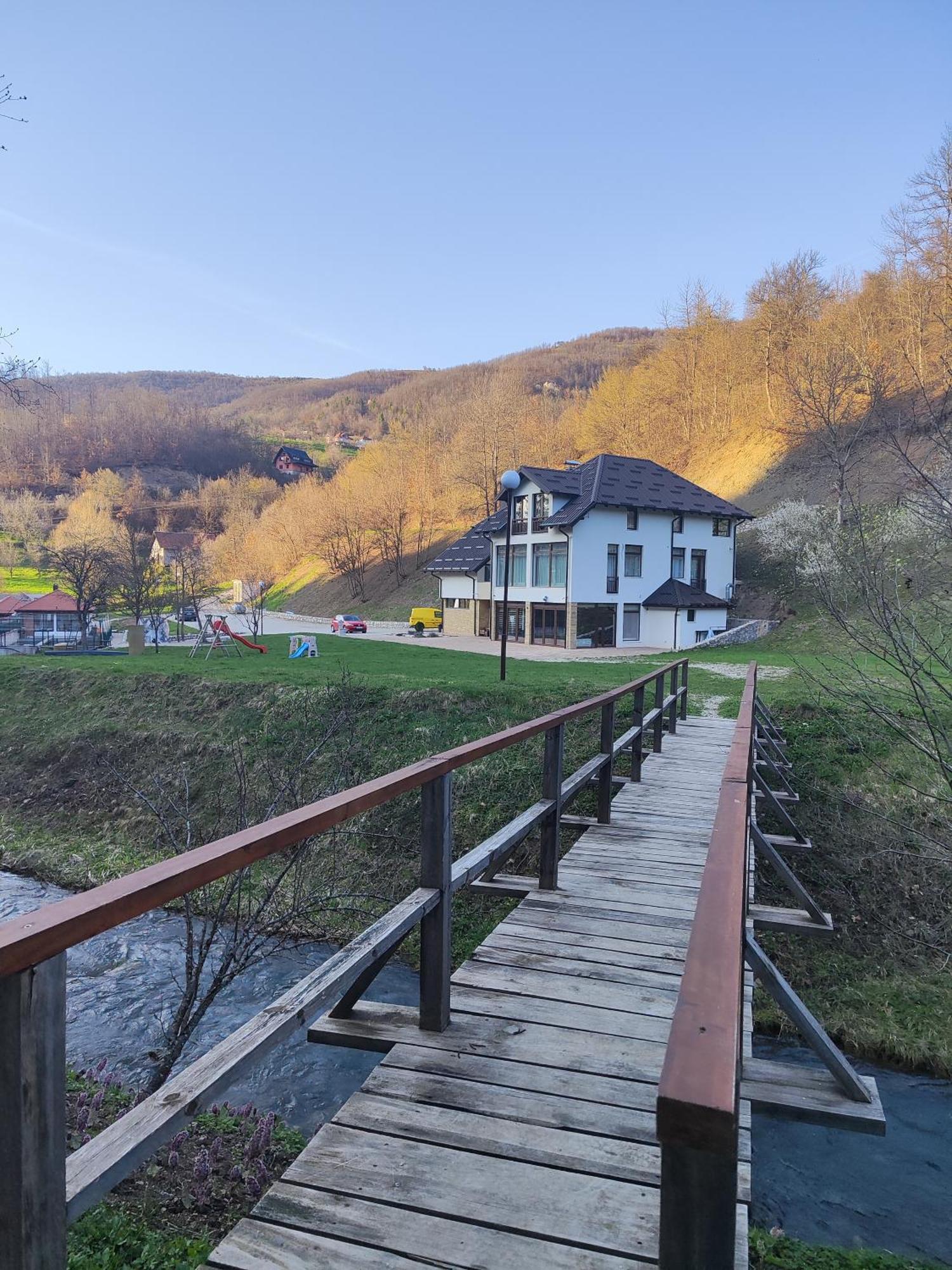 Zlatarska Dolina Bed & Breakfast Nova Varos Bagian luar foto